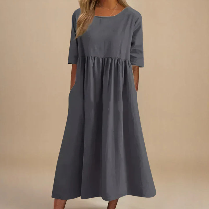 Hannah - Chic Flattering Dress