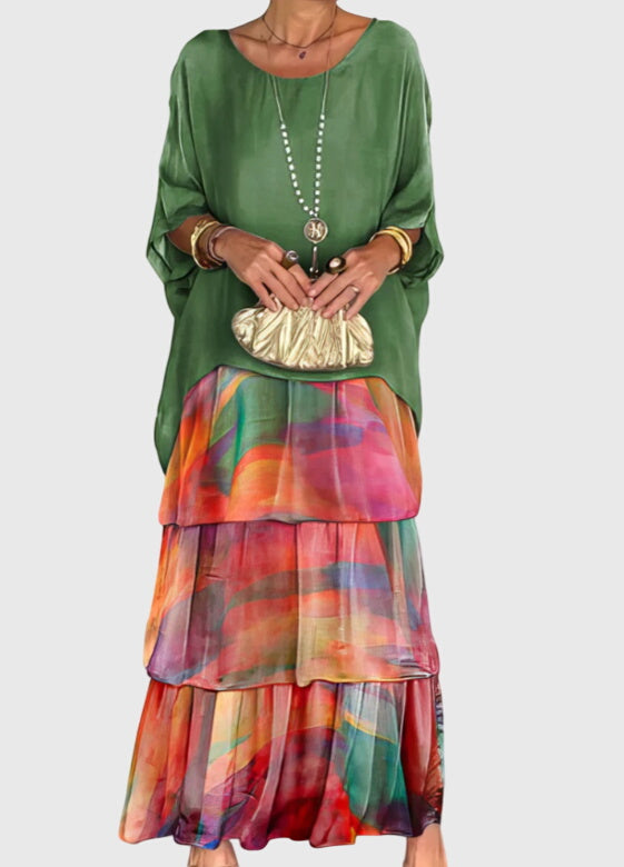 Arilis - Long and Flowing Elegant Dress