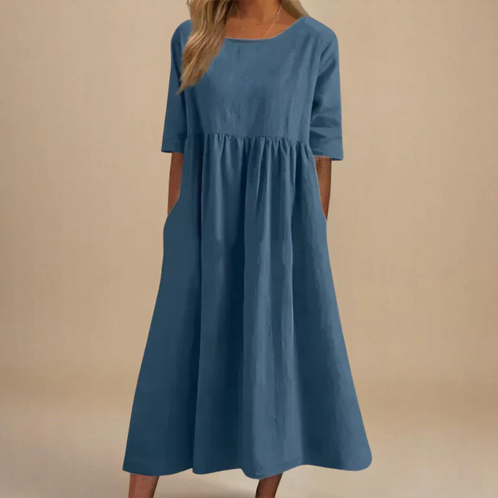 Hannah - Chic Flattering Dress