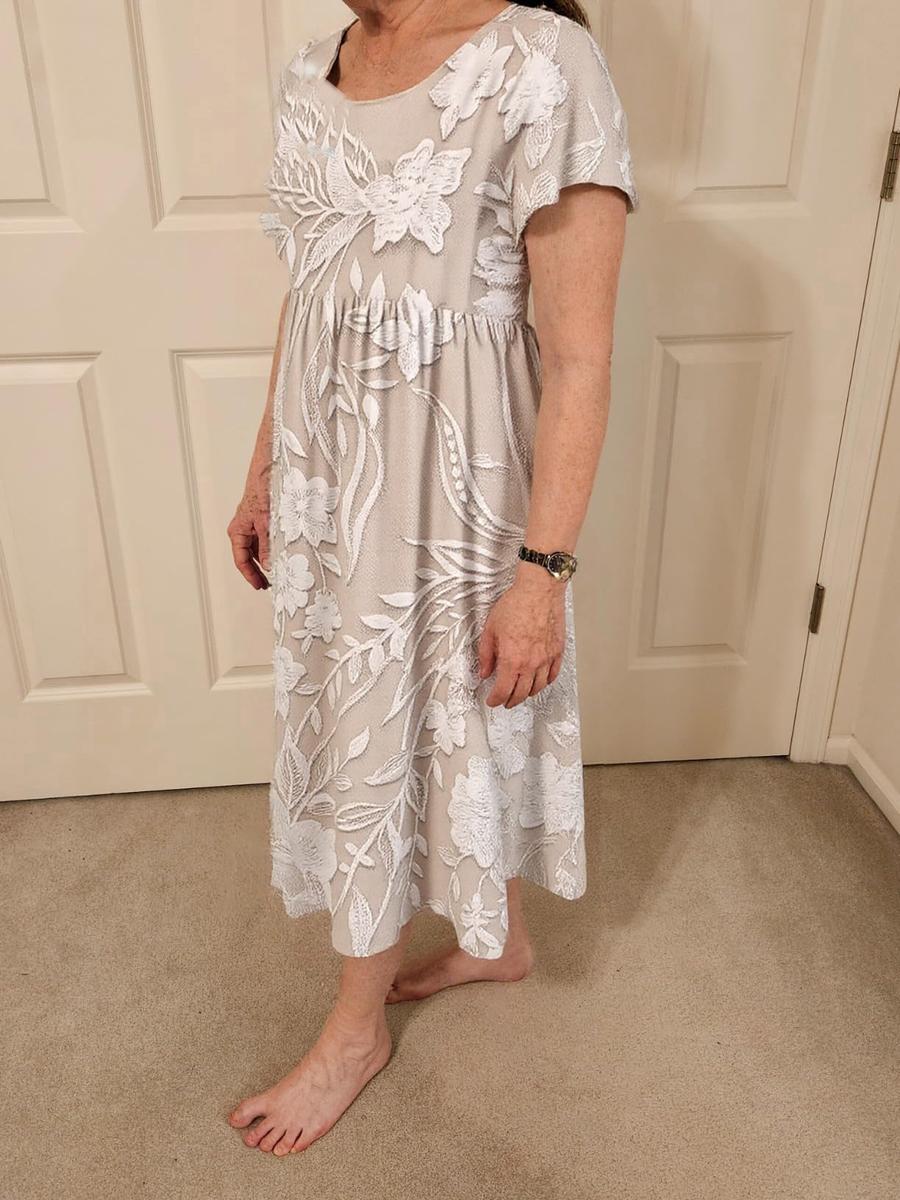 Elsa - Classic Midi Dress