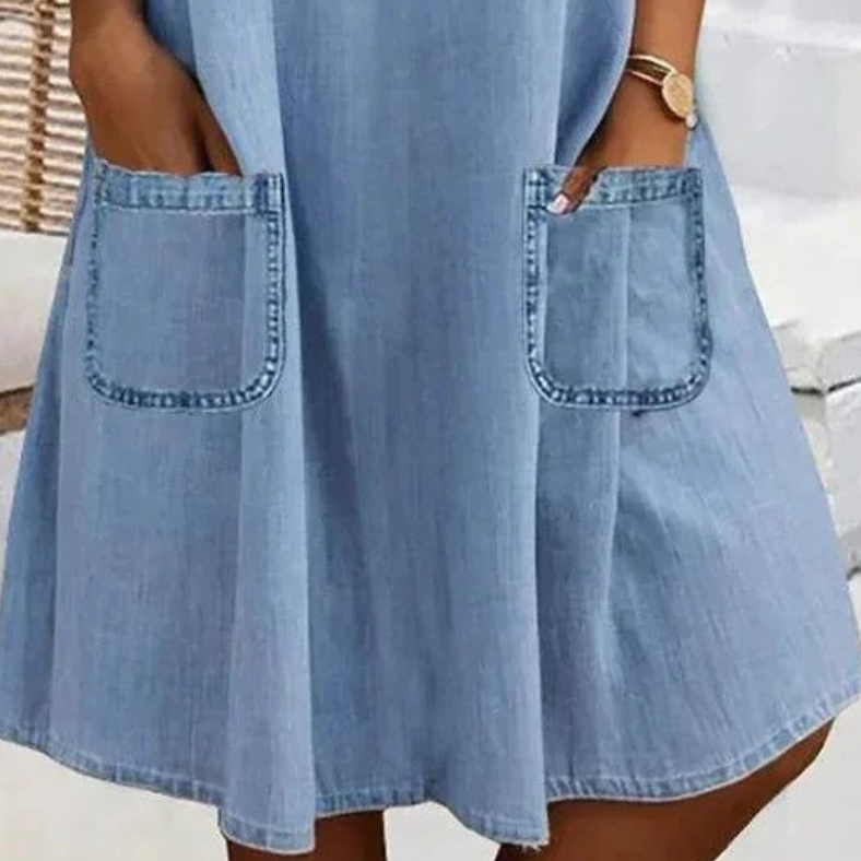 Charlotte - Chic Denim Midi Dress